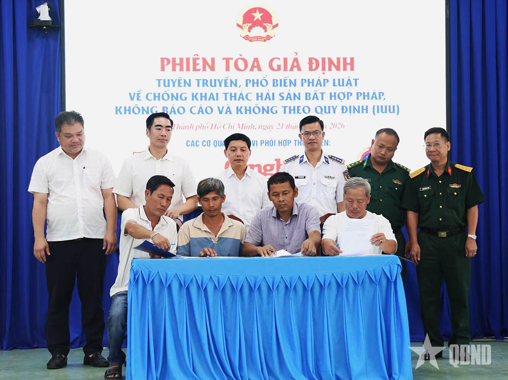 Phiên tòa giả định nâng cao ý thức pháp luật cho ngư dân